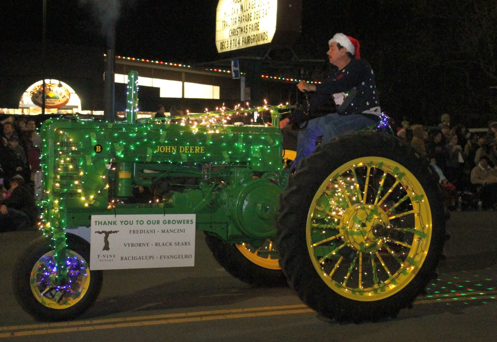 2016 Calistoga Lighted Tractor Parade